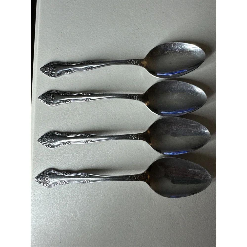 Stanley Roberts Rogers DREAM ROSE BUD Stainless Oval Soup Spoons Lot‎ Of 4